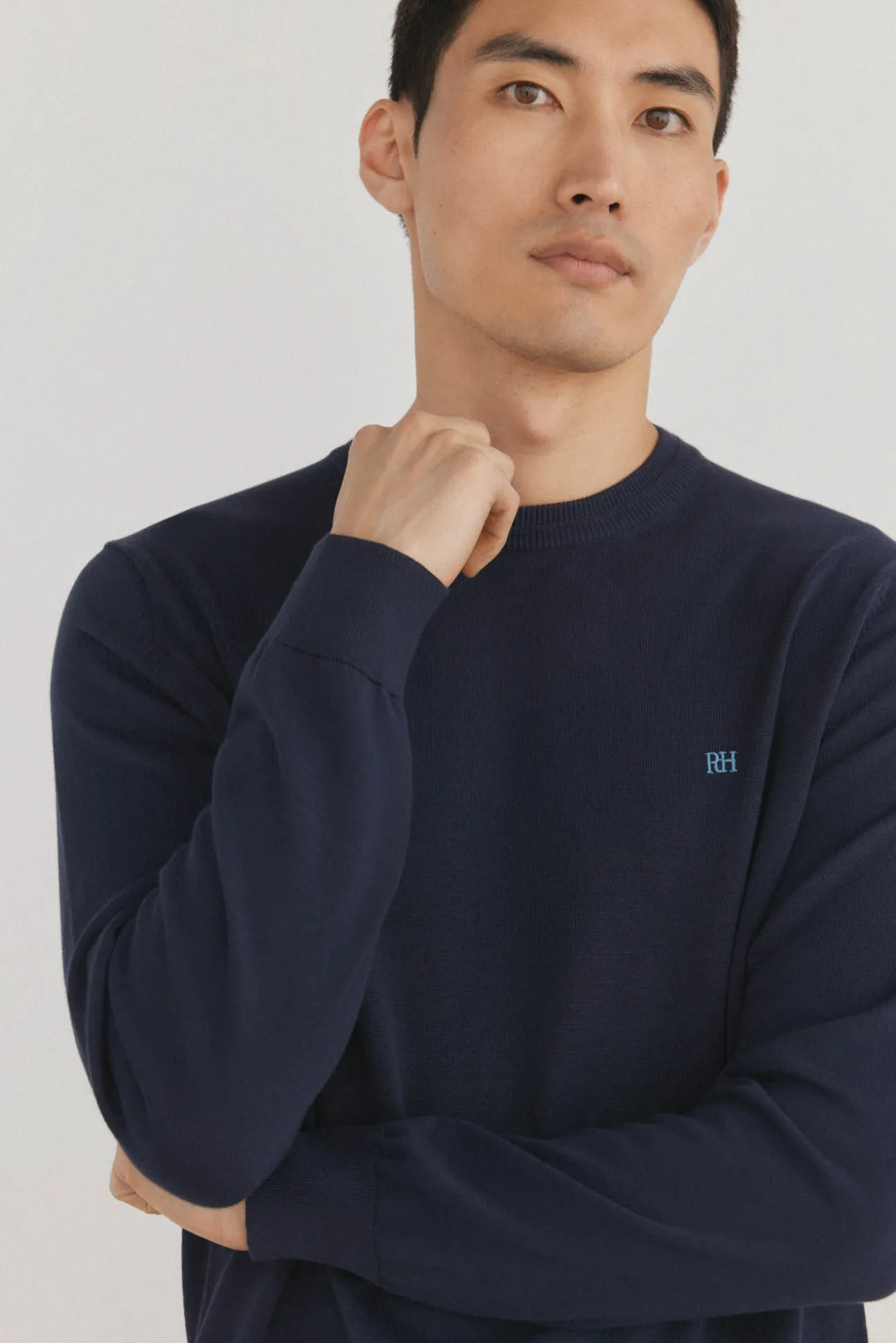 Jersey fino algodón premium cuello redondo