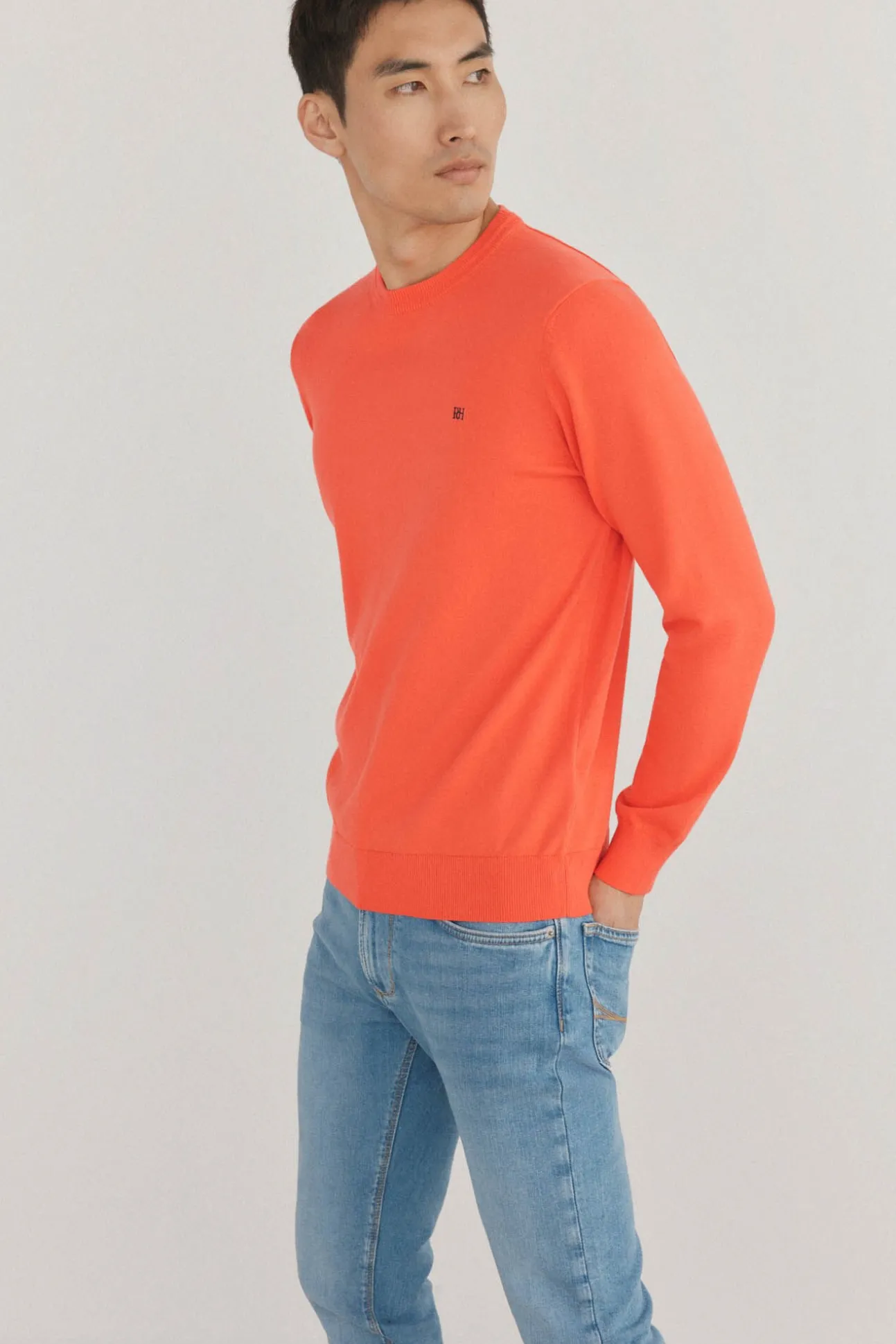 Jersey fino algodón premium cuello redondo