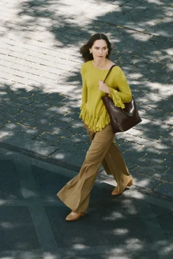 Jersey fino volantes.