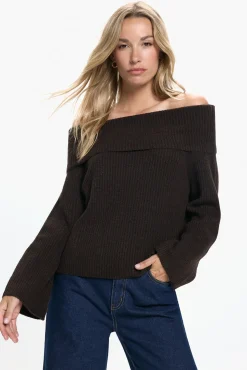 Jersey hombros descubiertos