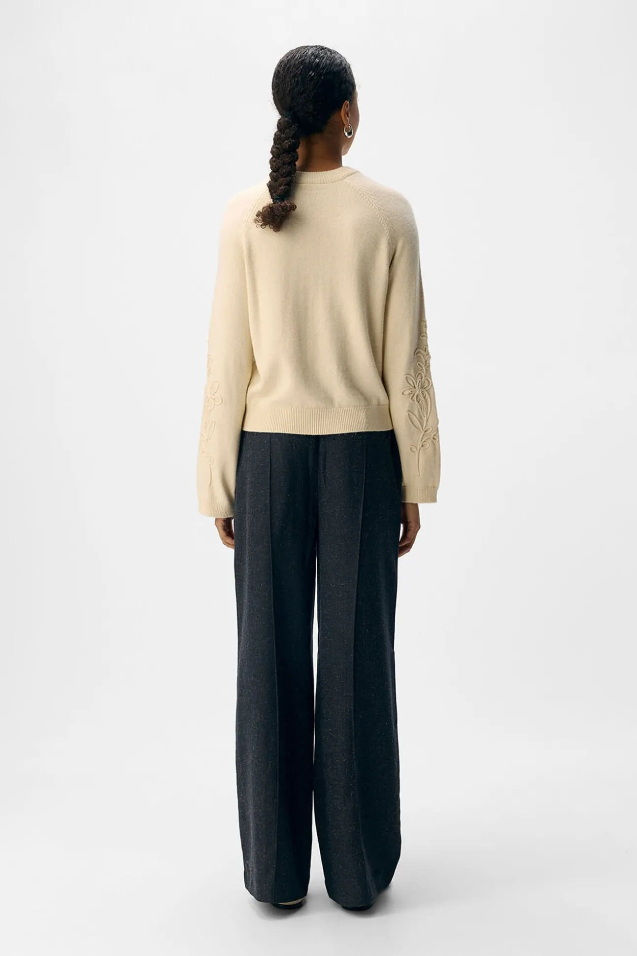 Jersey punto bordado flores