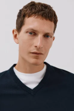 Jersey punto fino algodón cuello pico