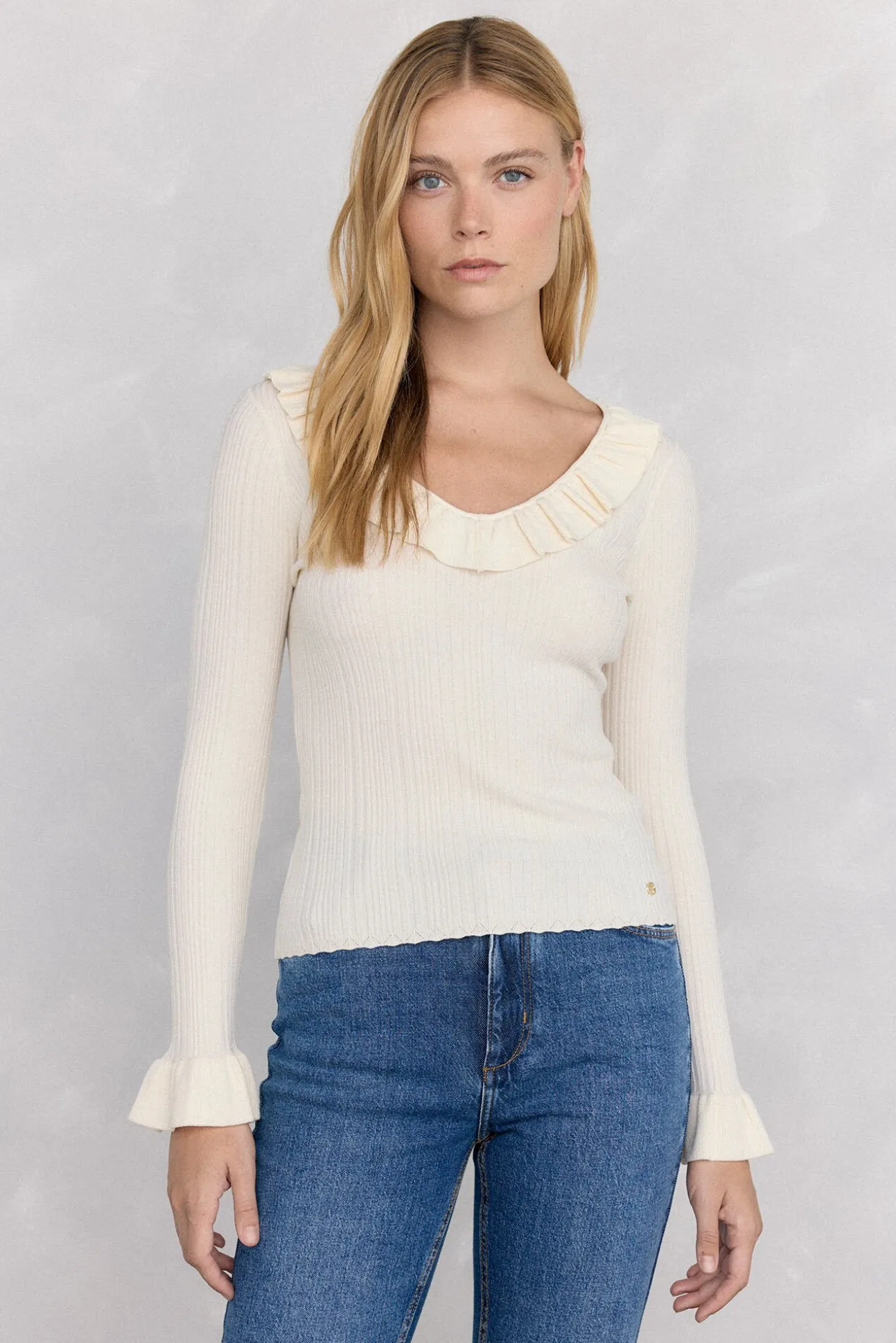 Jersey punto fino canalé volante