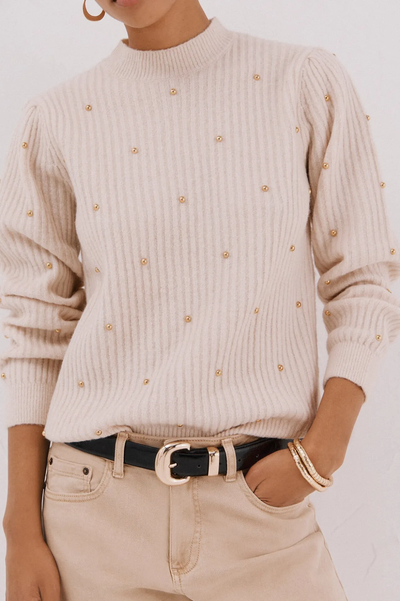 Jersey tachas doradas