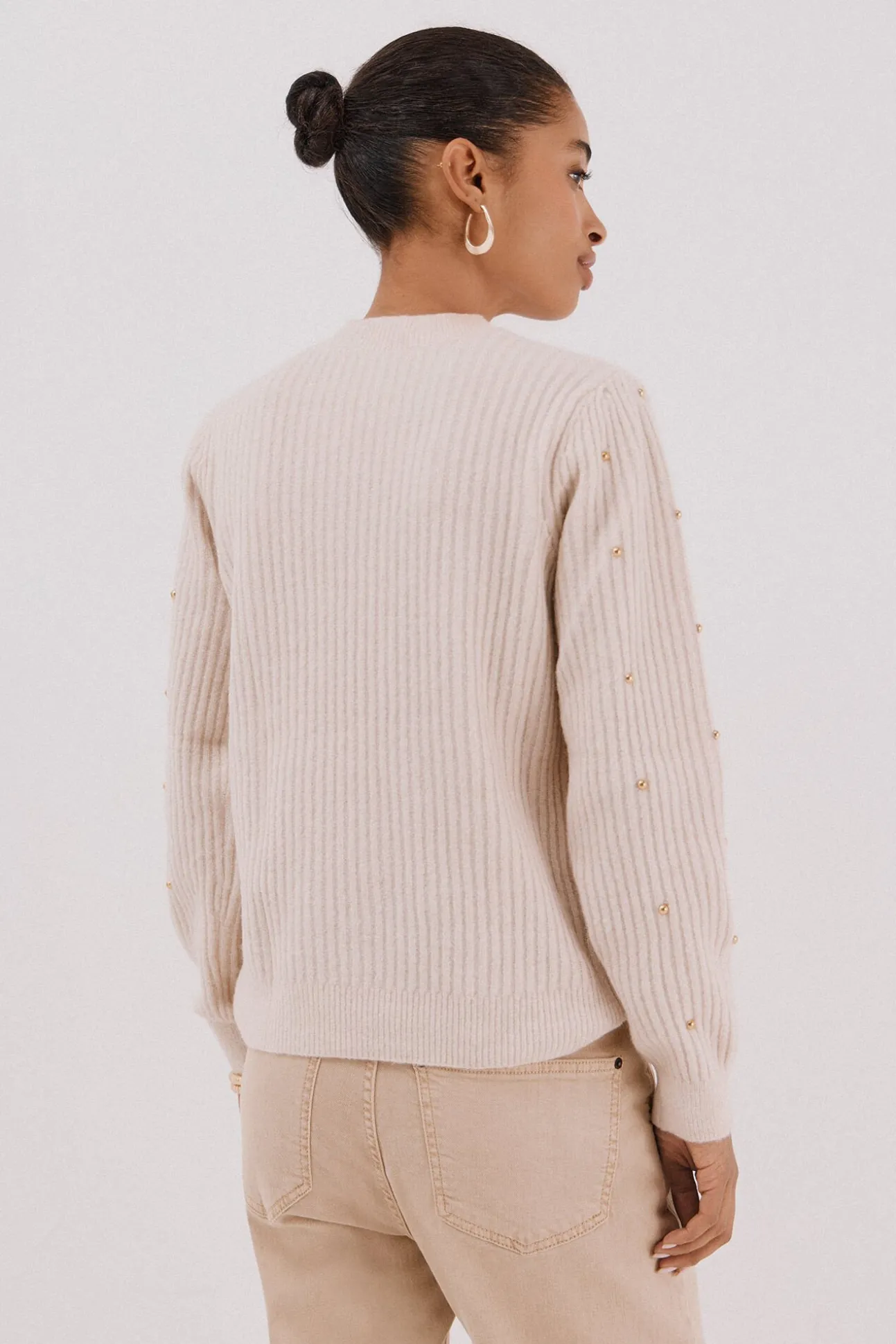 Jersey tachas doradas