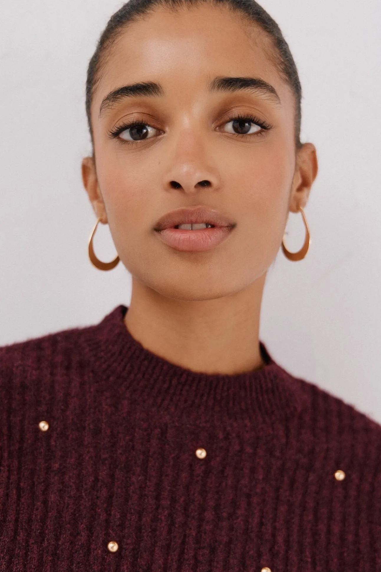 Jersey tachas doradas