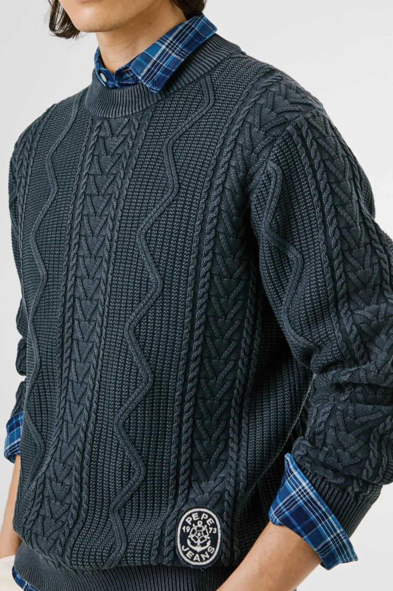 Jersey Trenzado Cuello Redondo