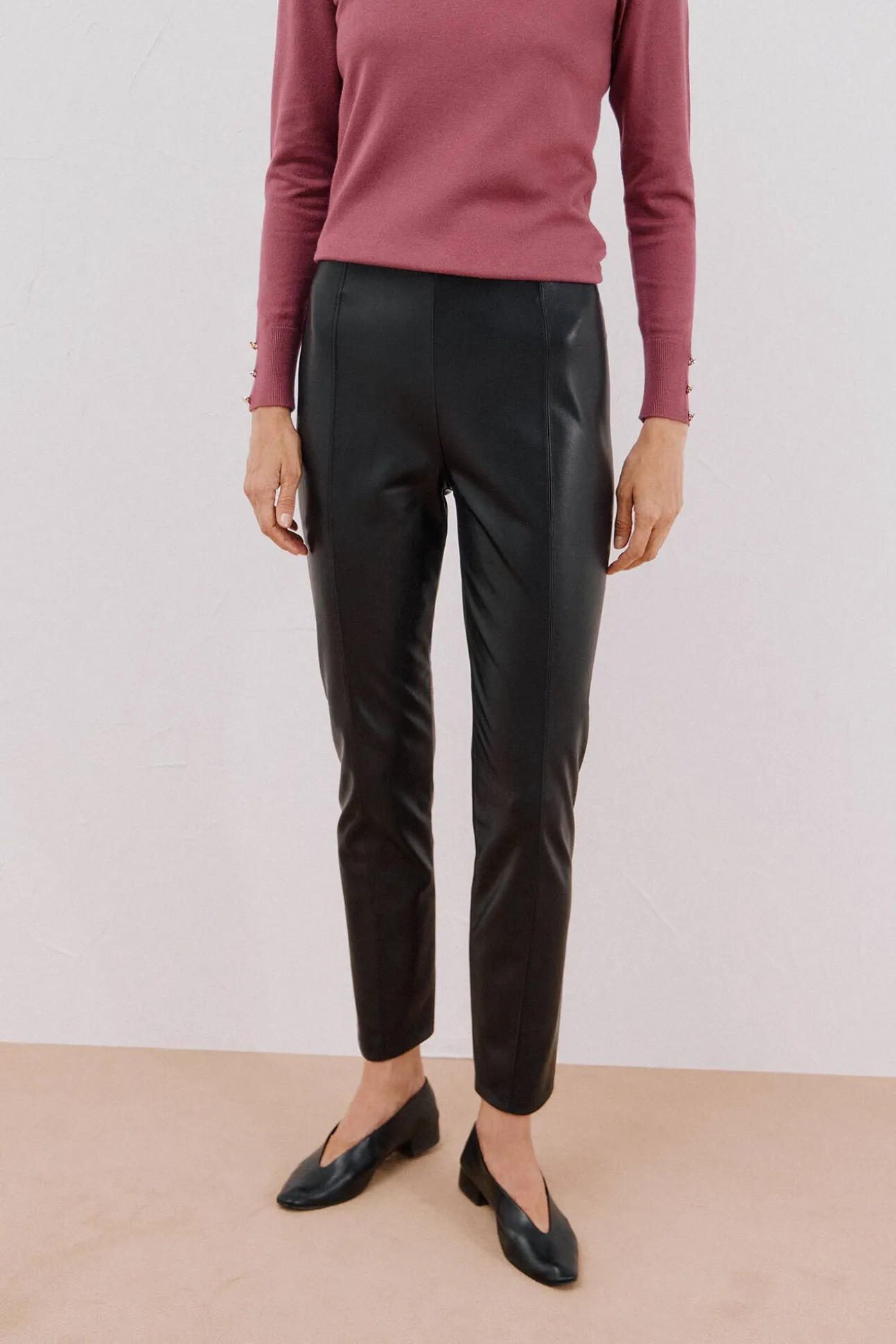 Legging de mujer de polipiel elástica