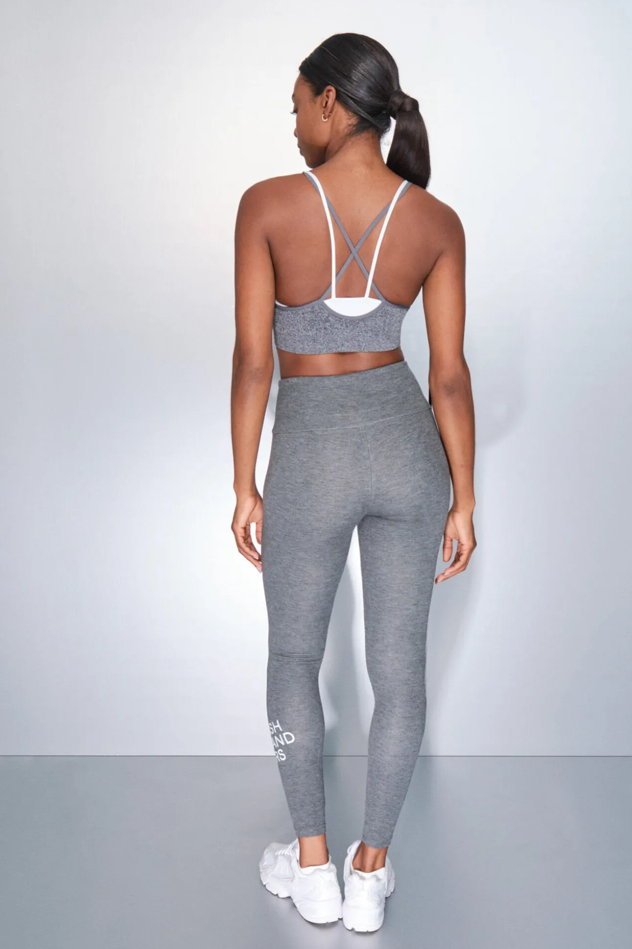 Leggings largos gris