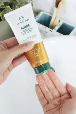 Limpiador Exfoliante de Vitamina C 100ml