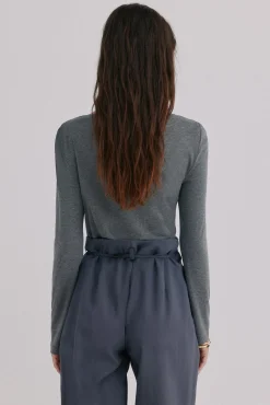 Mercedes. Top drapeado