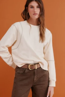 Mila. Sudadera bordada