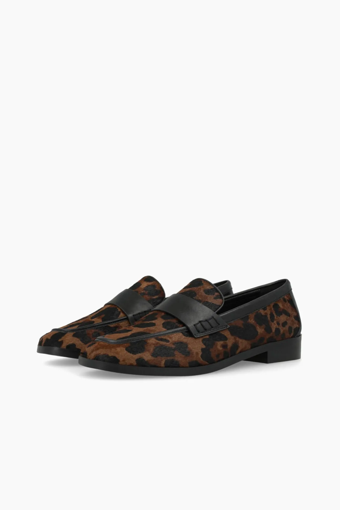 Mocasines en piel efecto animal print
