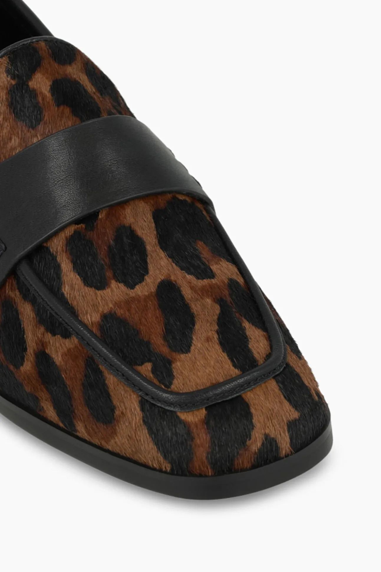 Mocasines en piel efecto animal print