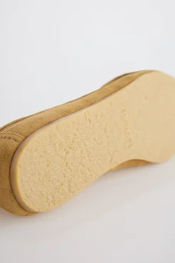 Mocasín flecos serraje