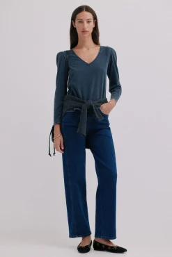 Monserrat. Camiseta efecto lavado