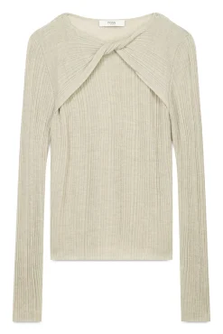 Nabila. Top con detalle de nudo