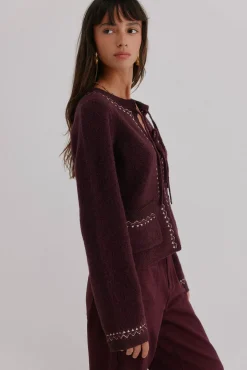 Nala. Chaqueta bordada