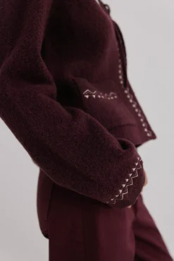 Nala. Chaqueta bordada