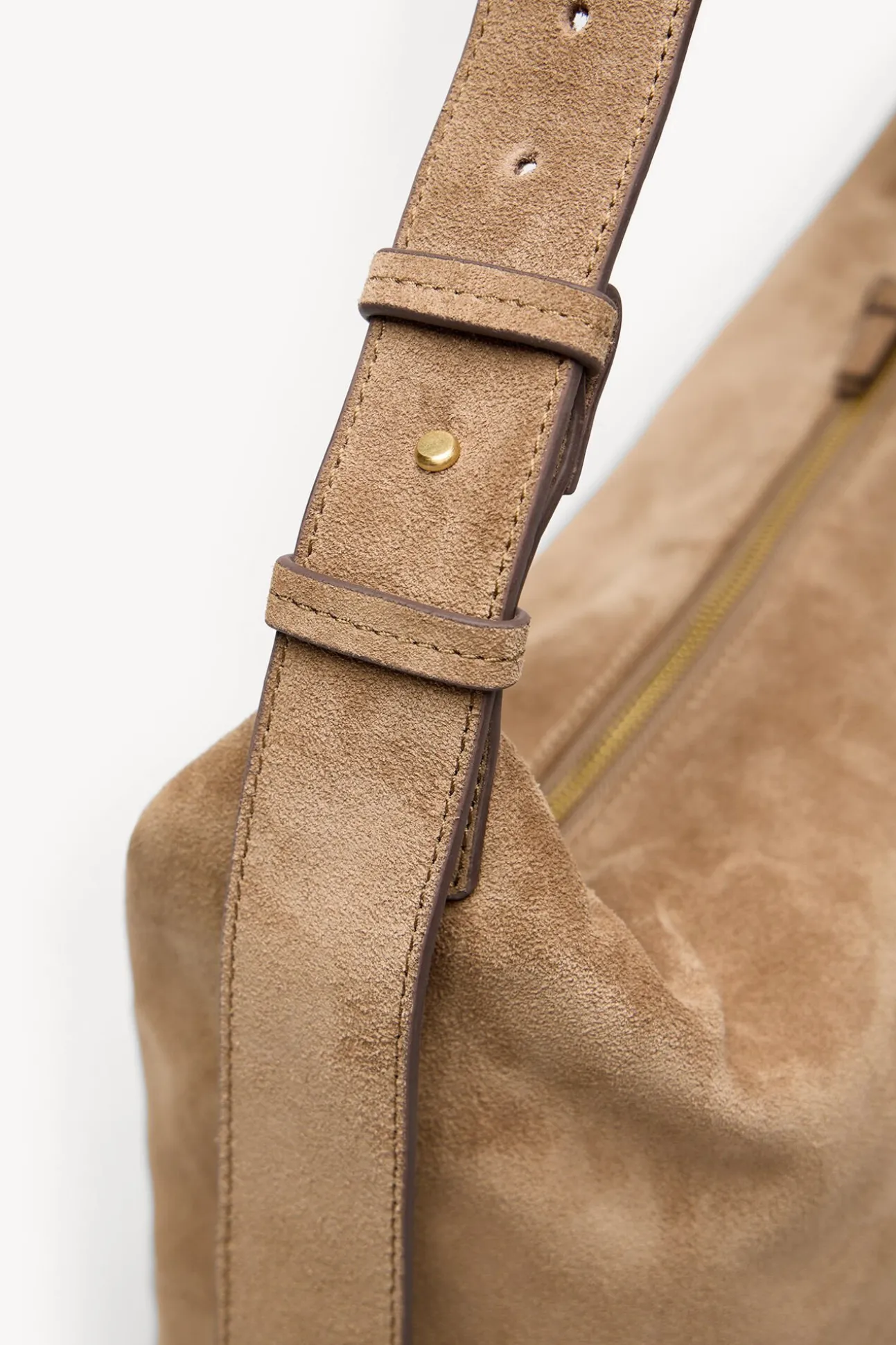 Natalia. Bolso de serraje