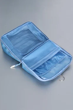 Neceser engomado percha