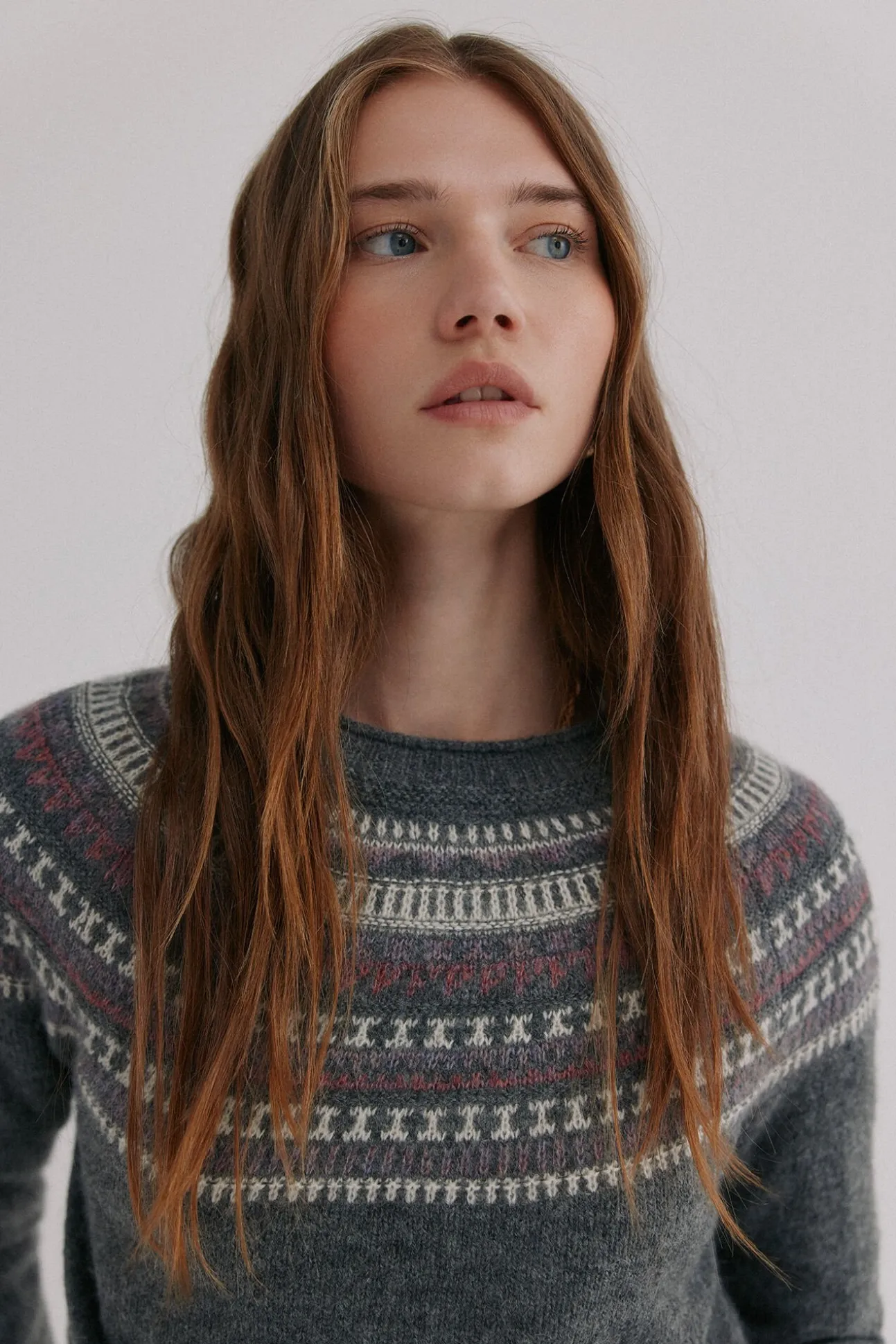 Nia. Jersey con motivos