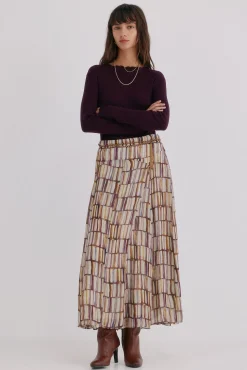 Nidia. Top con detalle de ondas