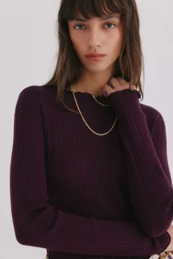 Nidia. Top con detalle de ondas