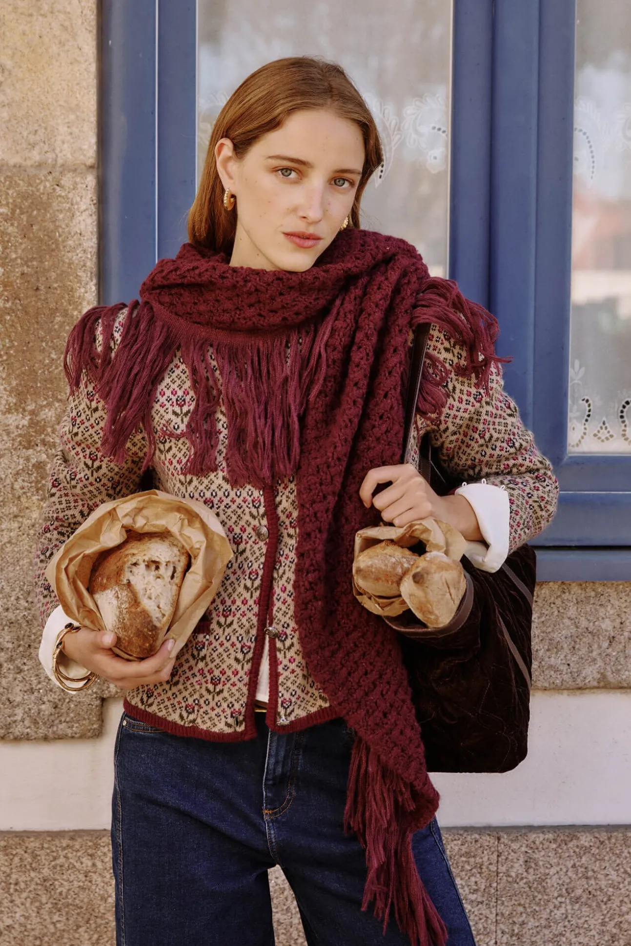 Nieves. Chal calado de flecos