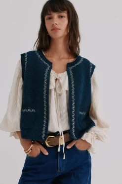 Nunzia. Chaleco bordado