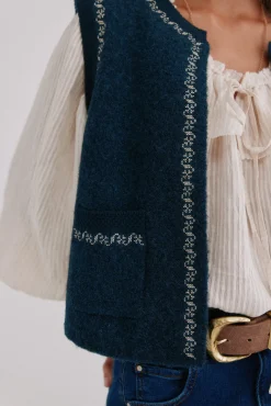 Nunzia. Chaleco bordado