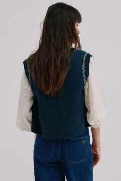 Nunzia. Chaleco bordado