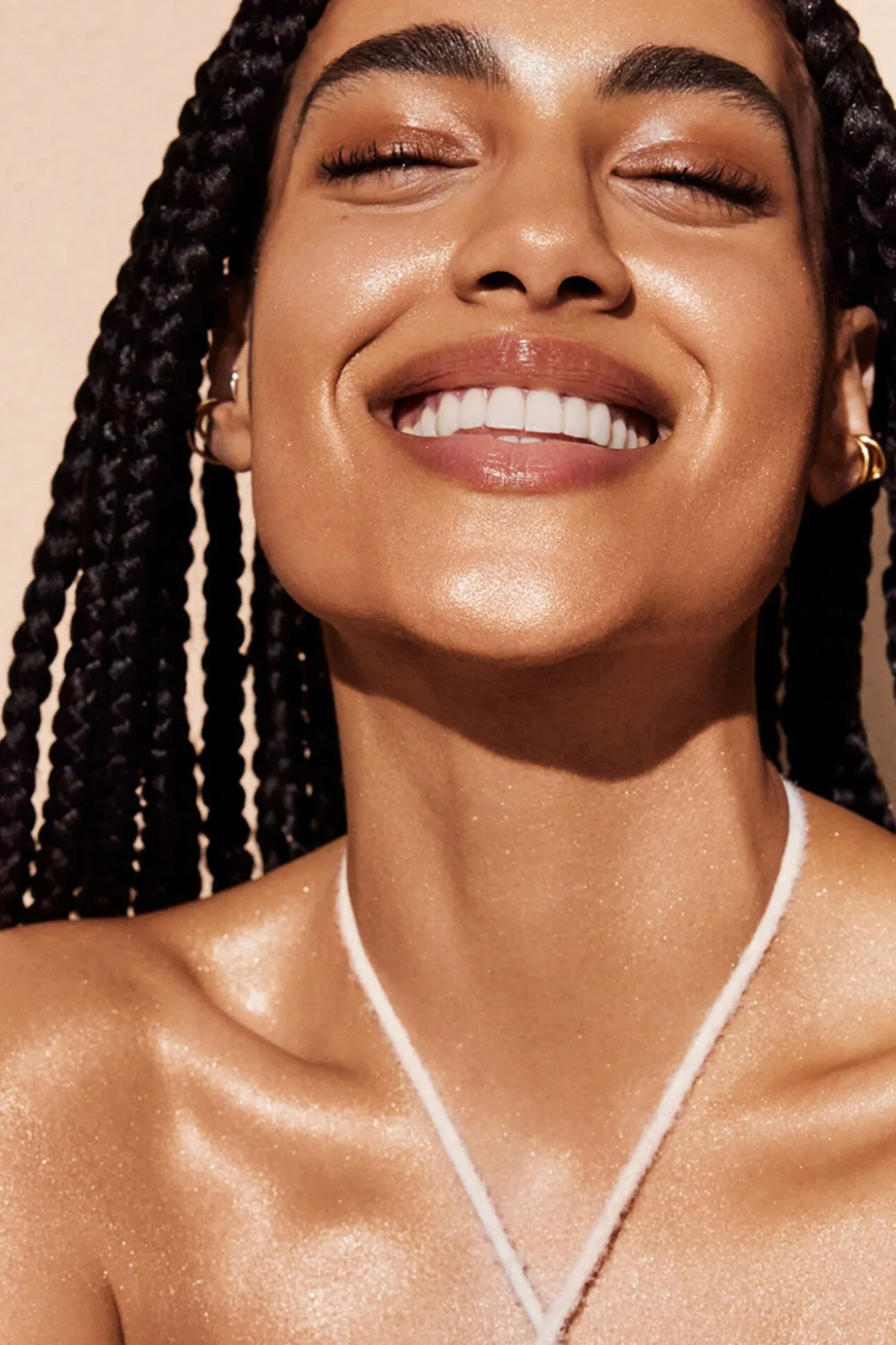 NUXE COFRE REGALO GLOW INFINITO - HUILE PROD OR + REVE THE MIEL LABIAL + HUILE CLASSIC