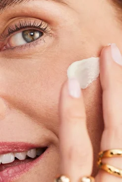 NUXURIANCE ULTRA TRATAMIENTO EXCEPCIONAL DIA Y NOCHE 75ML