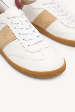 Oihana. Zapatilla de piel