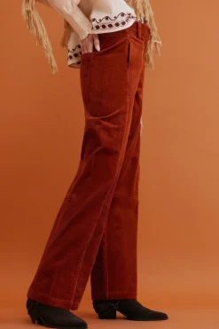 Pamela. Pantalón wide leg