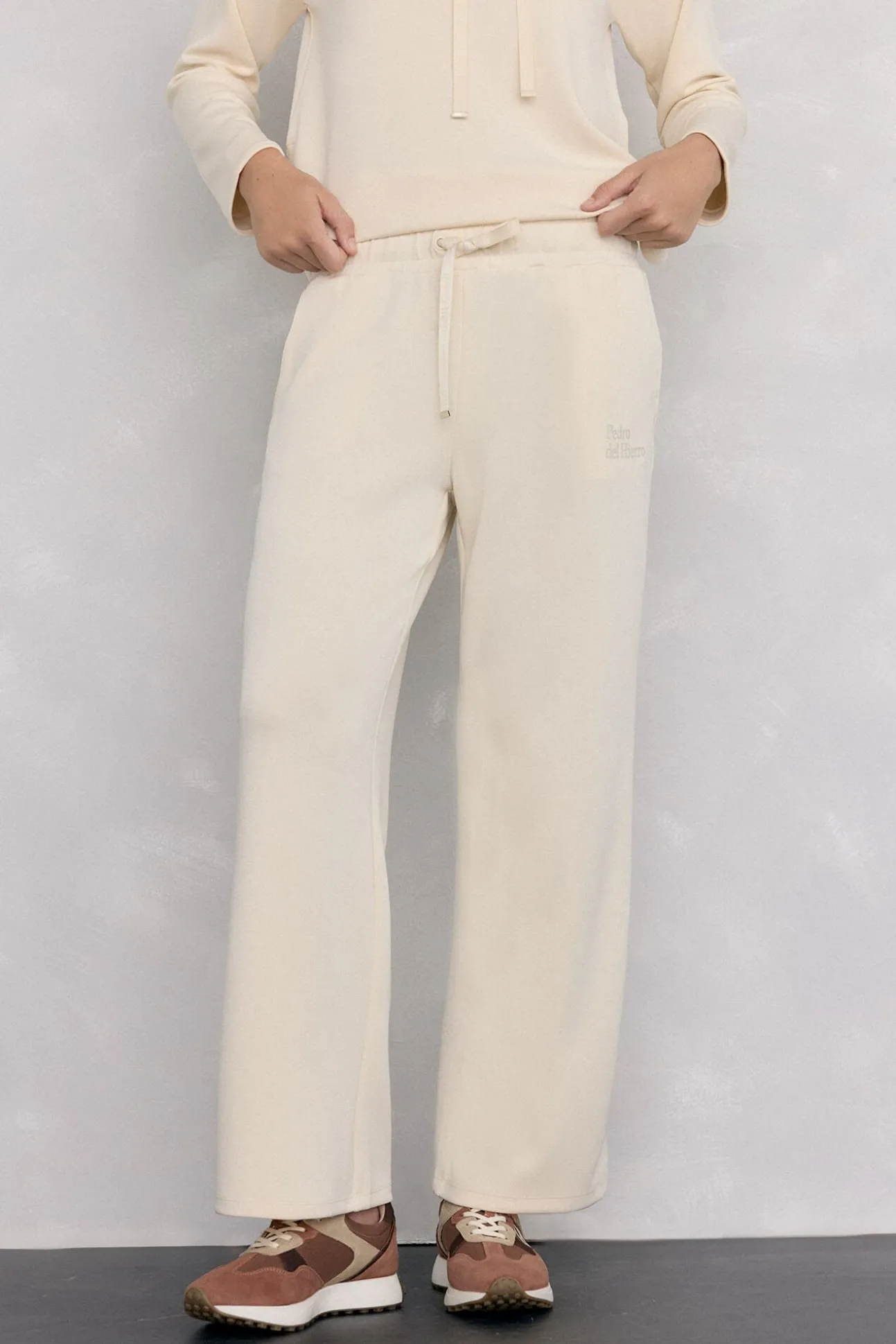 Pantalón activewear tejido softouch