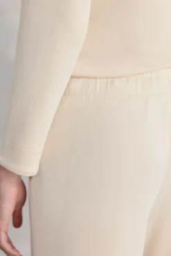 Pantalón activewear tejido softouch