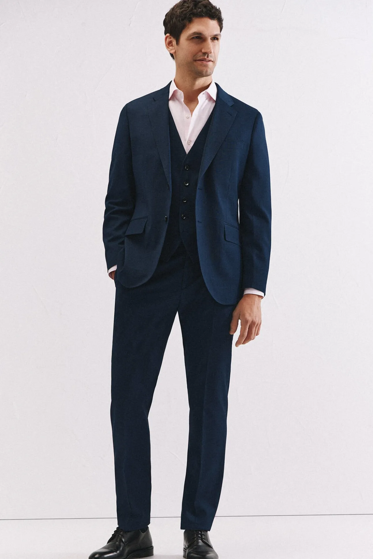 Pantalón azul slim fit