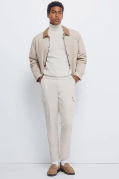 Pantalón cargo comfort fit