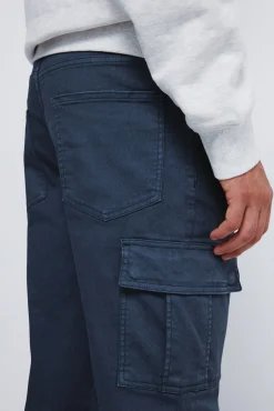 Pantalón cargo lavado slim fit
