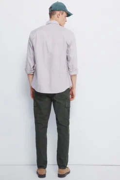 Pantalón cargo lavado slim fit