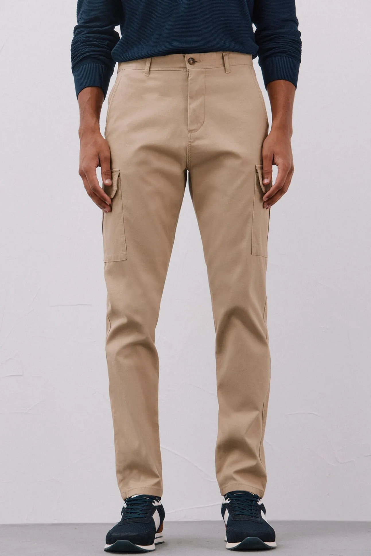 Pantalón cargo ligero