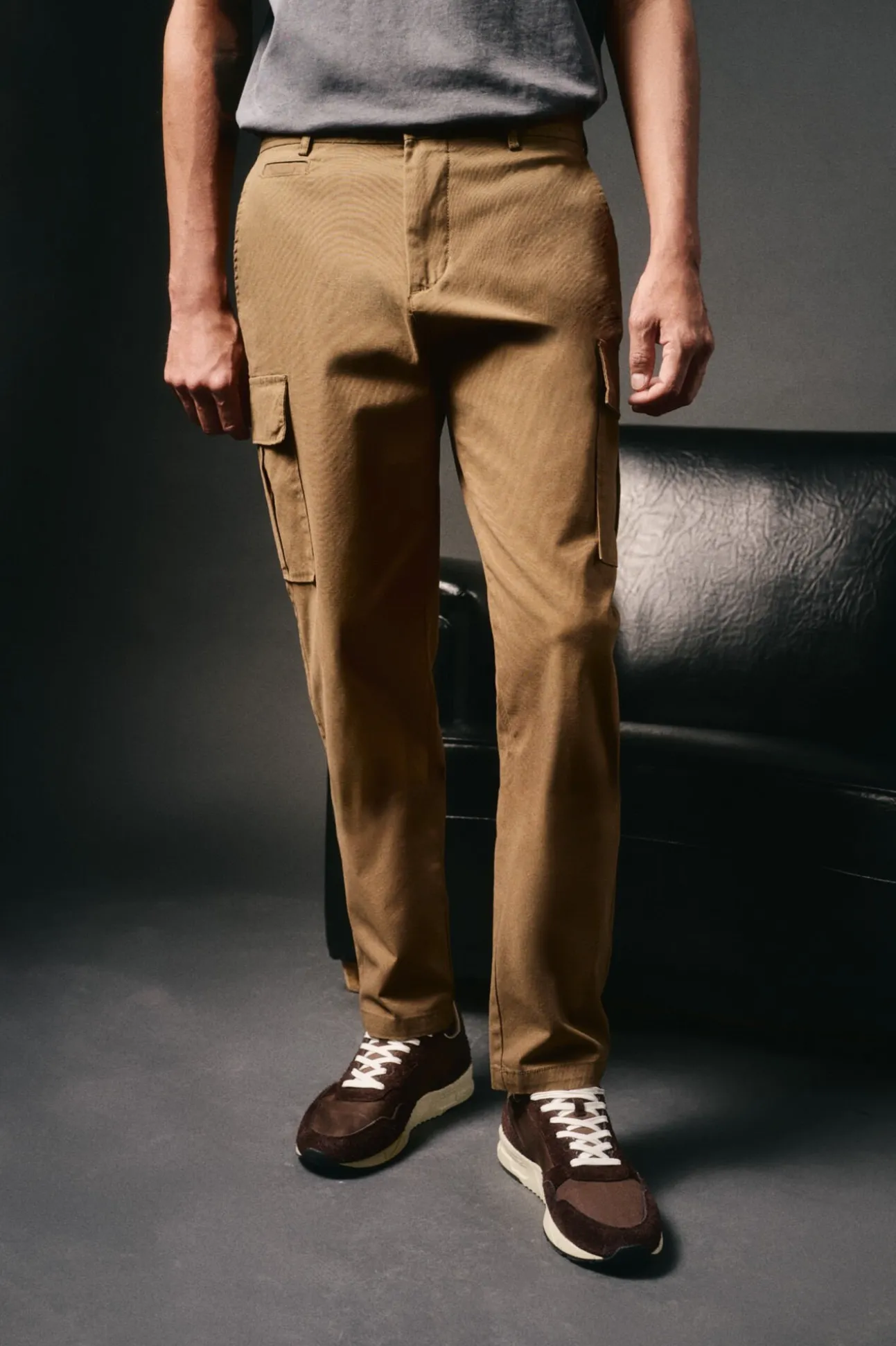 Pantalón cargo slim fit