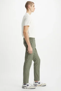 Pantalón Cargo Slim Tapered Fit para hombre