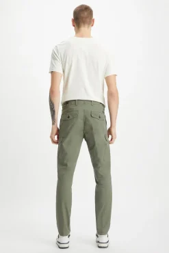 Pantalón Cargo Slim Tapered Fit para hombre