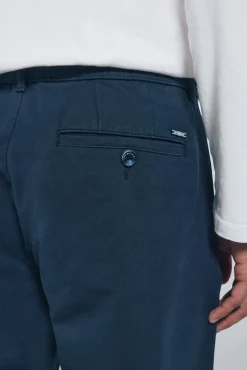 Pantalón chino comfort slim fit