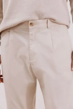 Pantalón chino confort tapered fit