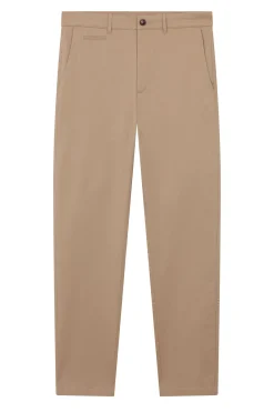 Pantalón chino ligero slim fit