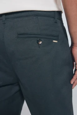 Pantalón chino microestampado slim fit